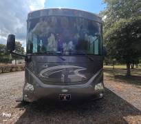 2011 Itasca Meridian V Class 39N, $ 79,000