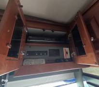 2011 Itasca Meridian V Class 39N, $ 79,000