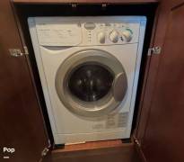 2011 Itasca Meridian V Class 39N, $ 79,000