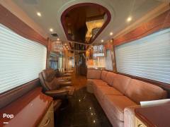 2001 Prevost Marathon H3-45, $ 249,000