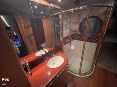 2001 Prevost Marathon H3-45, $ 249,000
