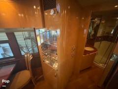 2001 Prevost Marathon H3-45, $ 249,000