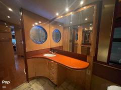 2001 Prevost Marathon H3-45, $ 249,000