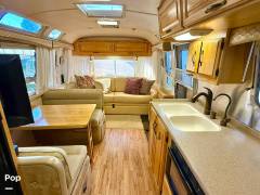 2012 Airstream Classic Limited 31, $ 65,600