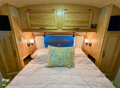2012 Airstream Classic Limited 31, $ 65,600