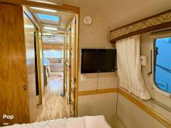 2012 Airstream Classic Limited 31, $ 65,600