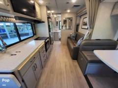 2022 Thor Motor Coach Quantum MB24, $ 78,000
