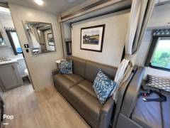 2022 Thor Motor Coach Quantum MB24, $ 78,000