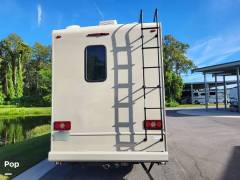 2022 Thor Motor Coach Quantum MB24, $ 78,000