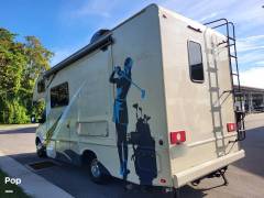 2022 Thor Motor Coach Quantum MB24, $ 78,000
