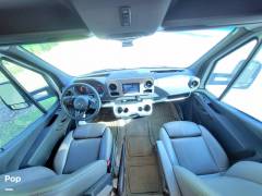 2022 Thor Motor Coach Quantum MB24, $ 78,000