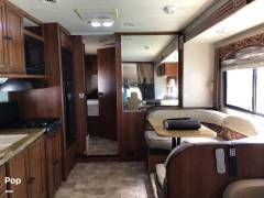 2012 Coachmen Leprechaun 319DS, $ 41,000