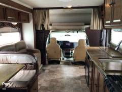 2012 Coachmen Leprechaun 319DS, $ 41,000
