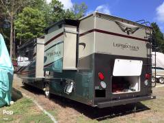 2012 Coachmen Leprechaun 319DS, $ 41,000