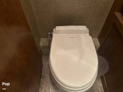2014 Thor Motor Coach Challenger 36FD, $ 49,995