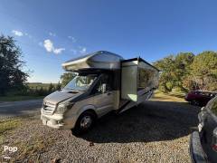 2018 Jayco Melbourne Prestige 24LP, $ 88,000