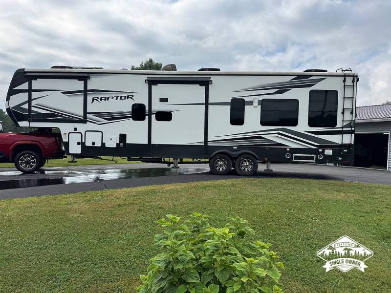 2022 Keystone Raptor 352, $ 65,900
