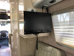 2012 Airstream Interstate 3500 Lounge, $ 59,999