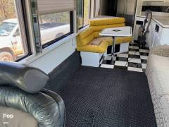 1994 MCI 45, $ 74,900