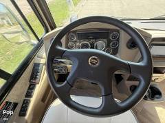 2017 Winnebago Forza 36G, $ 115,000