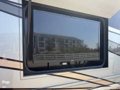 2017 Winnebago Forza 36G, $ 115,000
