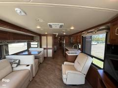 2017 Winnebago Forza 36G, $ 115,000