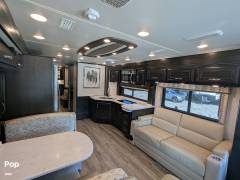 2022 Entegra Coach Reatta 39BH, $ 210,000