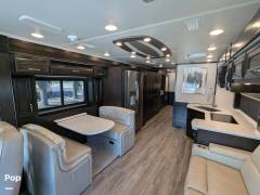 2022 Entegra Coach Reatta 39BH, $ 210,000