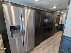 2022 Entegra Coach Reatta 39BH, $ 210,000