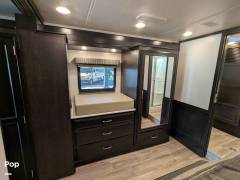 2022 Entegra Coach Reatta 39BH, $ 210,000