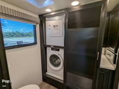 2022 Entegra Coach Reatta 39BH, $ 210,000