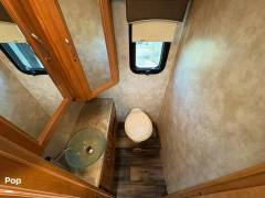 2018 NeXus RV Bentley 34B, $ 124,000