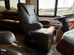 2018 NeXus RV Bentley 34B, $ 124,000