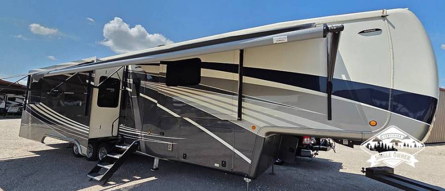 2021 DRV Mobile Suites 44 Houston, $ 137,000