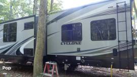 2020 Heartland Cyclone 3713, $ 47,950