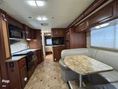 2014 Thor Motor Coach Hurricane 29X, $ 39,500