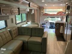 2020 Jayco Seneca 37K, $ 209,000
