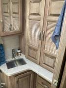 2020 Jayco Seneca 37K, $ 209,000