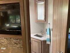 2020 Jayco Seneca 37K, $ 209,000