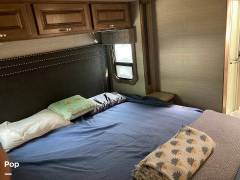 2020 Jayco Seneca 37K, $ 209,000