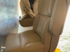 2014 Thor Motor Coach Hurricane 34F, $ 61,200
