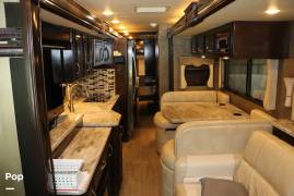 2018 Thor Motor Coach Challenger 37FH, $ 91,900