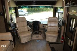 2018 Thor Motor Coach Challenger 37FH, $ 91,900