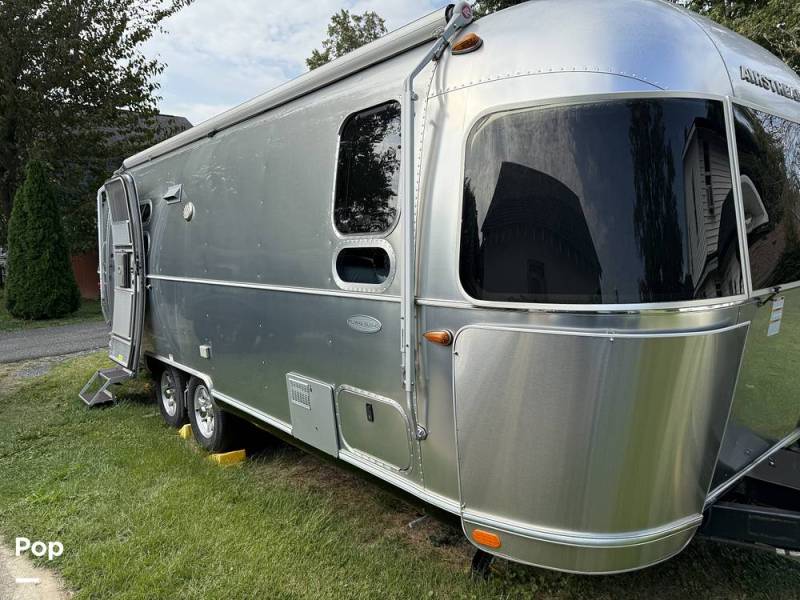 2019 Airstream Flying Cloud 25FB, $ 68,500