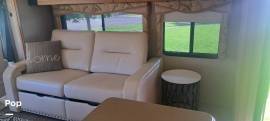 2014 Itasca Sunova 33C, $ 69,500
