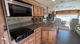 2014 Itasca Sunova 33C, $ 69,500