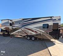 2017 DRV Mobile Suites 38RSSA, $ 75,500