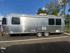 2014 Airstream International Serenity 27FB, $ 56,000