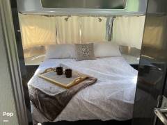 2014 Airstream International Serenity 27FB, $ 56,000