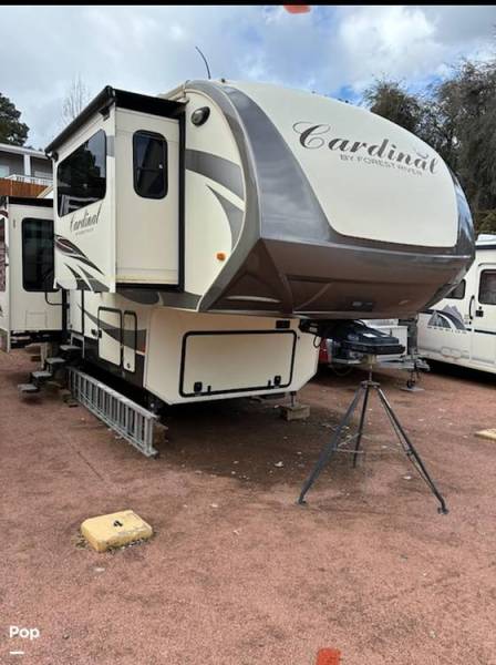 2016 Forest River Cardinal 3825FL, $ 38,900